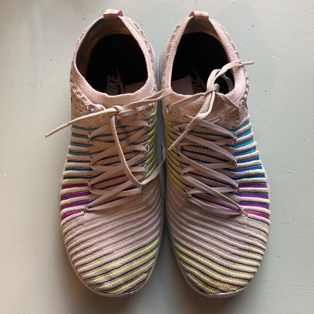 Nike free run with stretch material